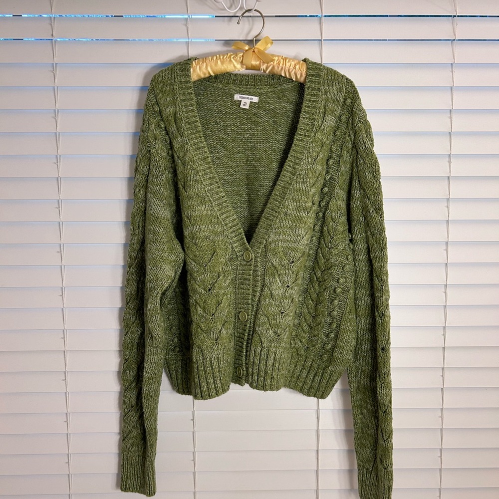 𝅺GOODTHREADS Woman’s Cable knit  Cardigan Sweater Green XXL runs small
